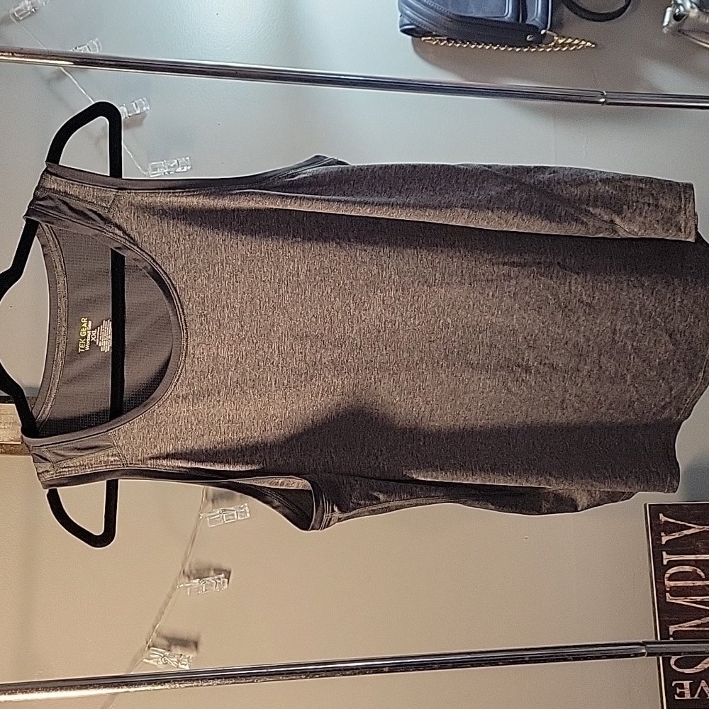 Tek gear workout tank